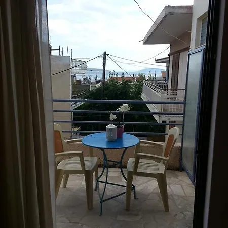 Apartament Pavlaras *